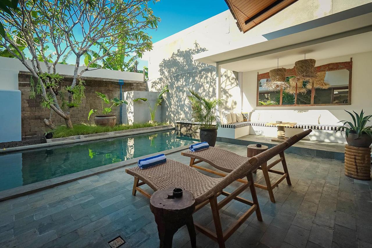 Bias Villa Seminyak Buitenkant foto
