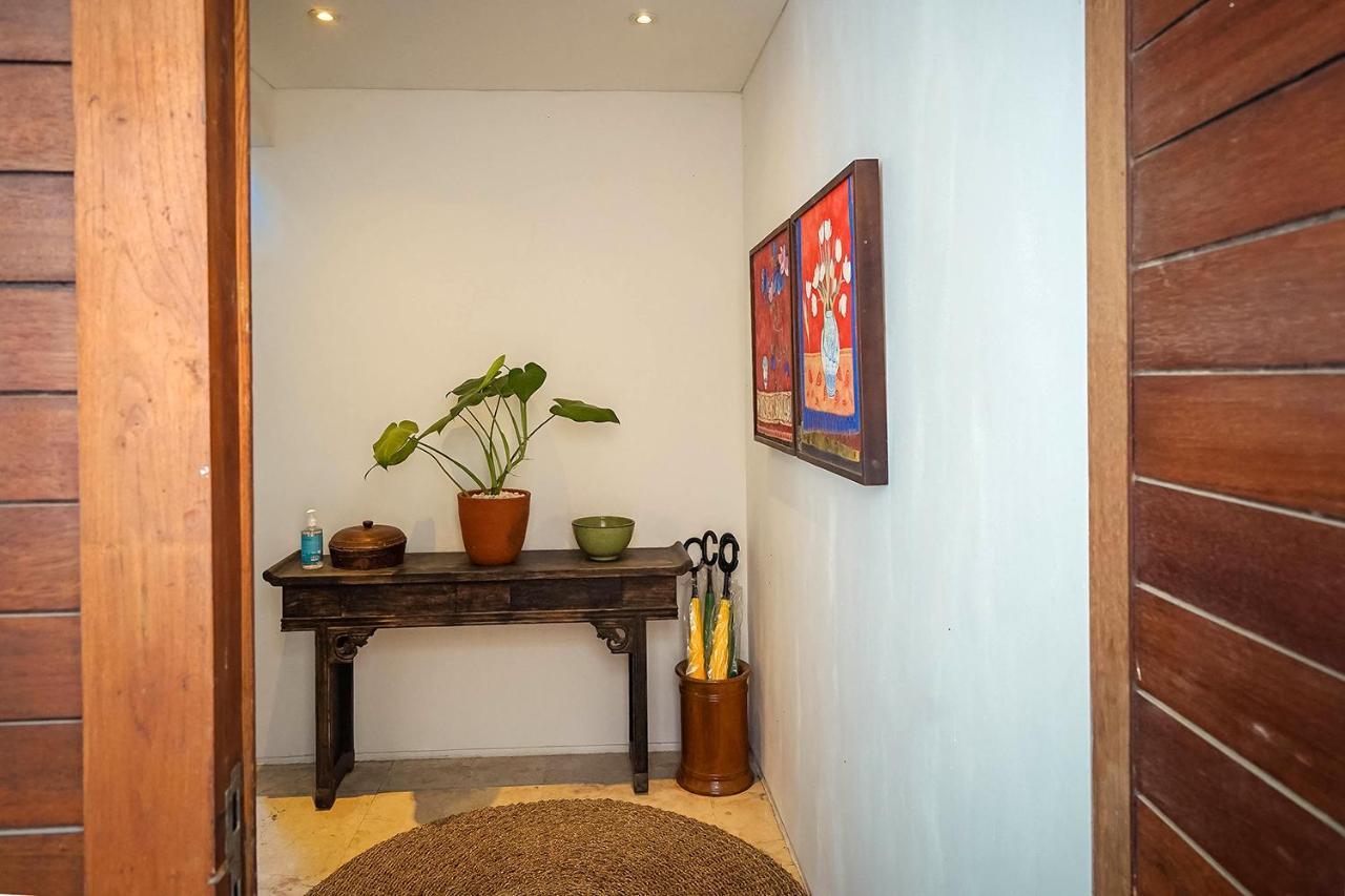 Bias Villa Seminyak Buitenkant foto