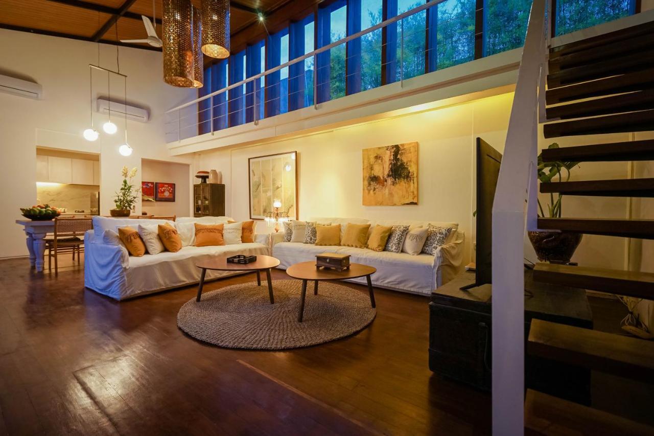 Bias Villa Seminyak Buitenkant foto