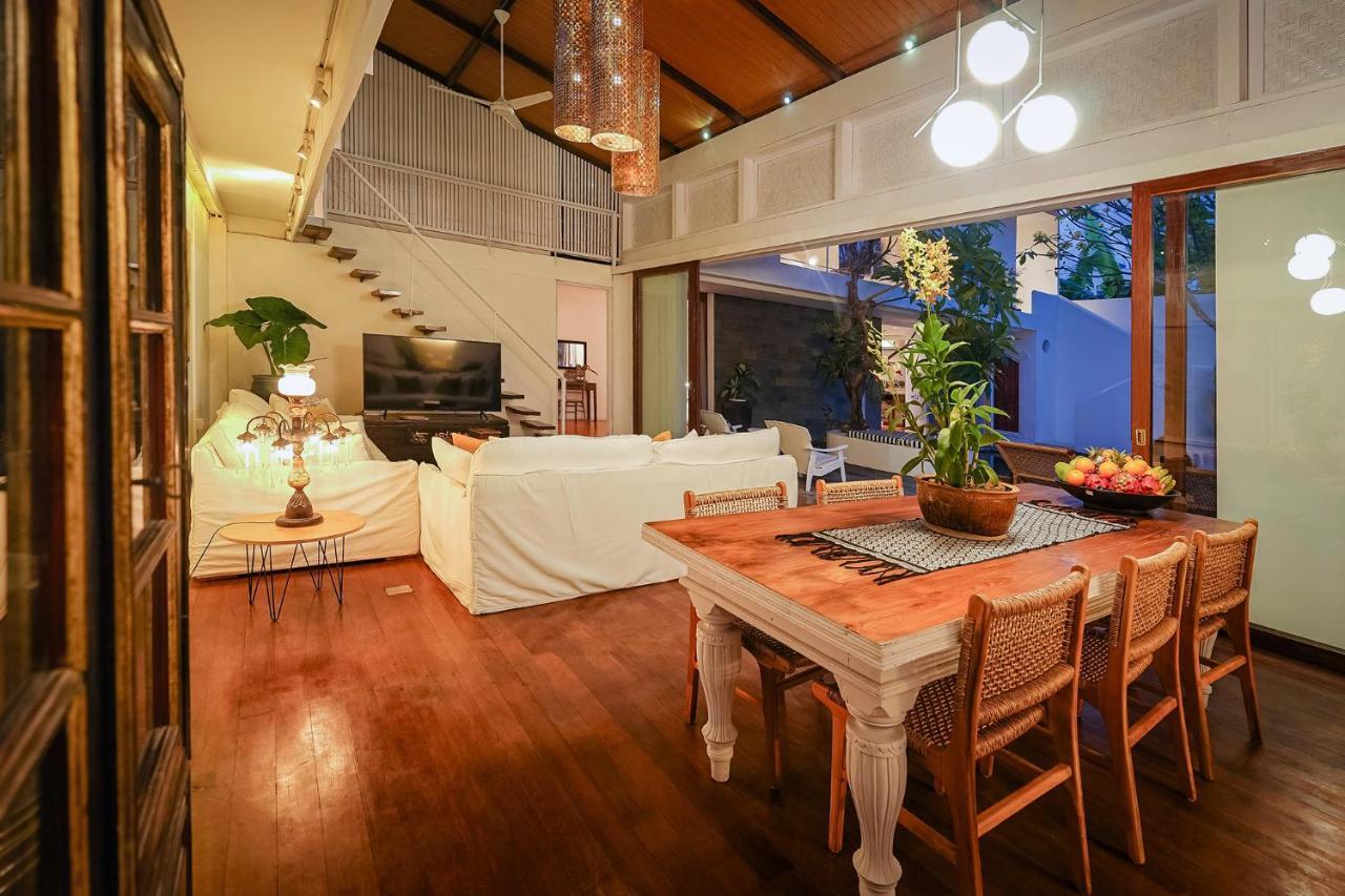 Bias Villa Seminyak Buitenkant foto